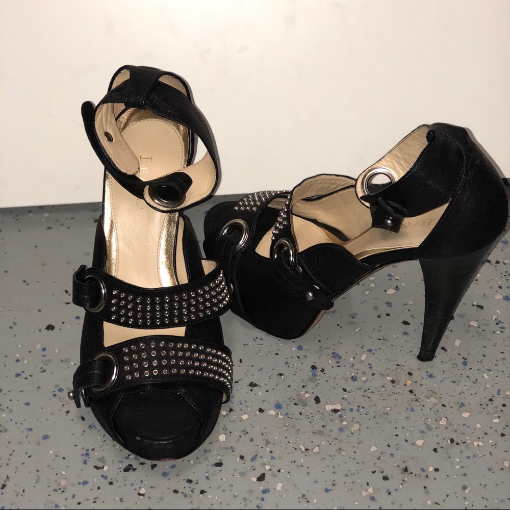 Be & D Heels